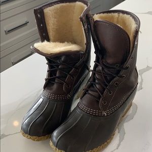 LL Bean 10” shearling lines boots